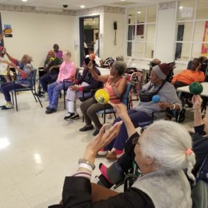Five Reasons Music Programs Are Great for Seniors